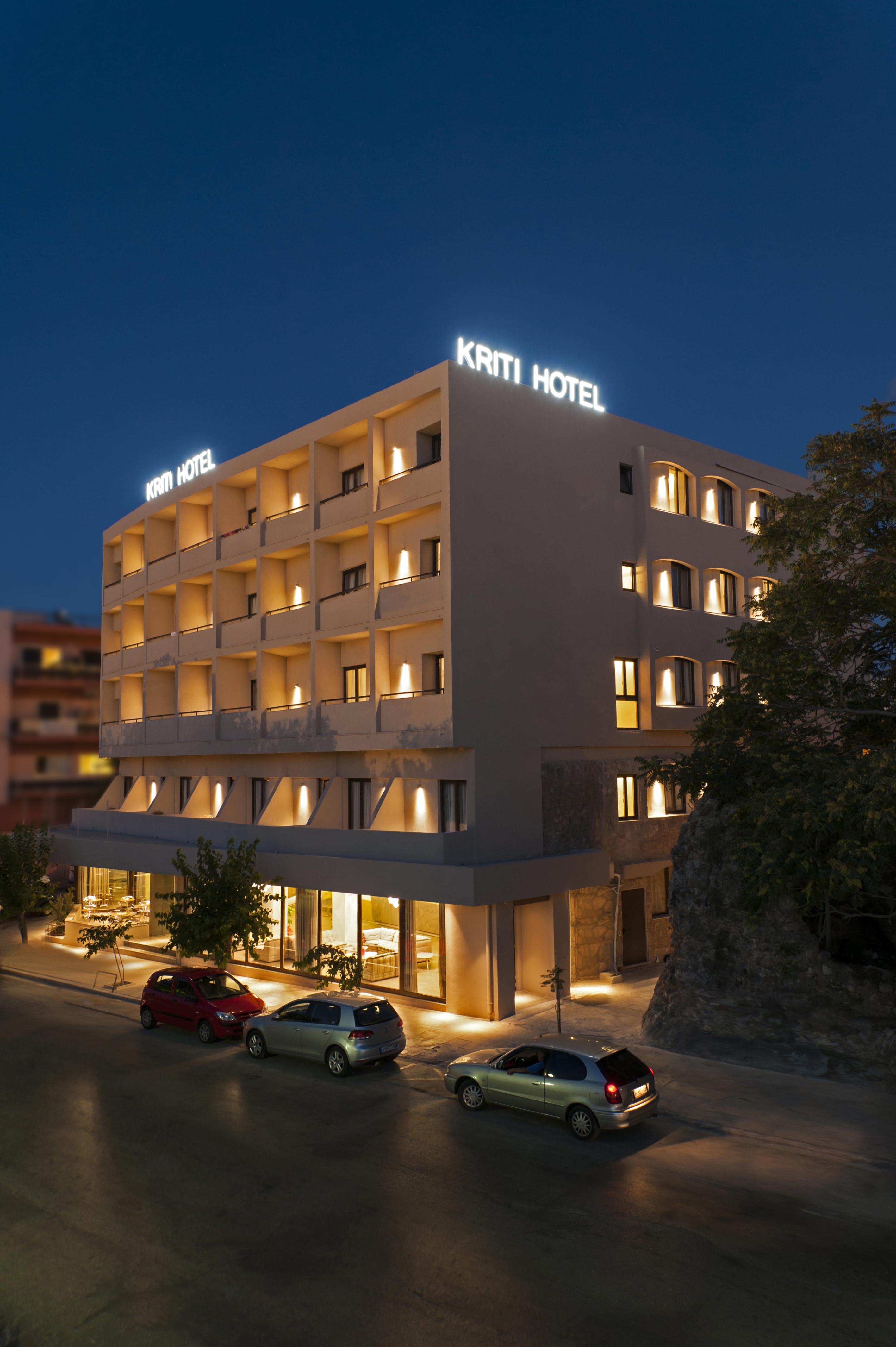 Kriti Hotel Ханя Екстериор снимка
